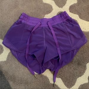 Lululemon Hotty Hot Shorts